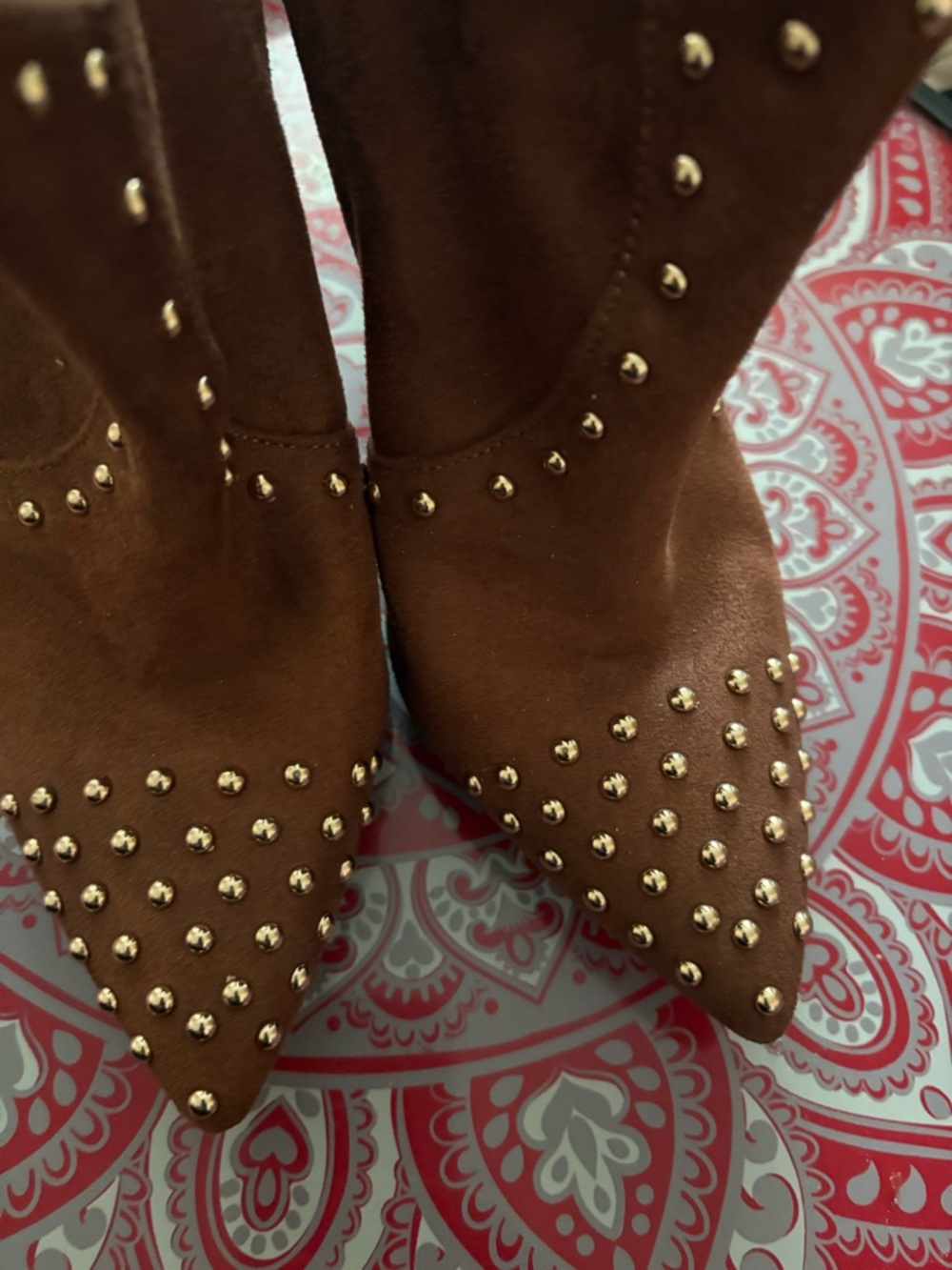 Jessica Simpson Chestnut Suede Pointed-Toe Studded Heeled Boots